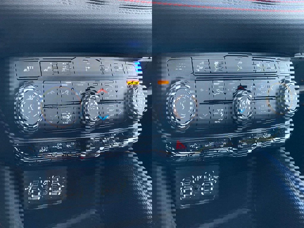 Used 2024 Dodge Durango GT image 26