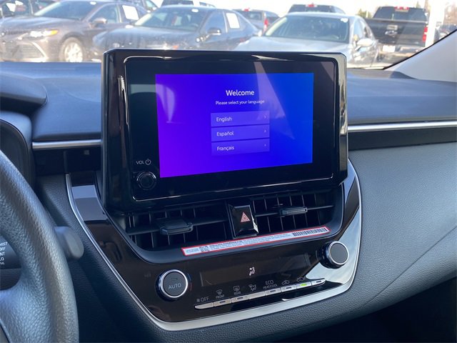 Used 2025 Toyota Corolla LE image 26