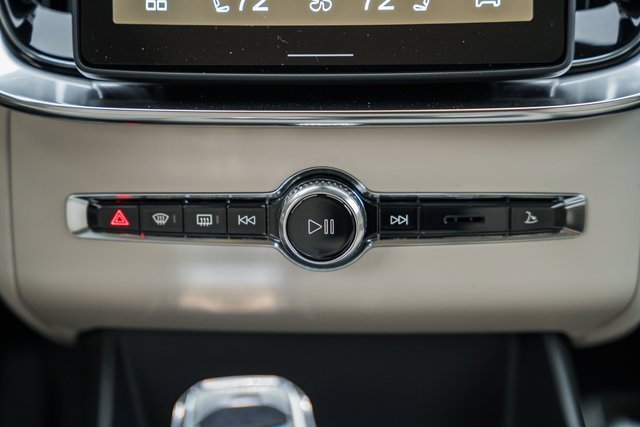 New 2026 Volvo XC90 B6 Ultra w/ Protection Package Premier image 23