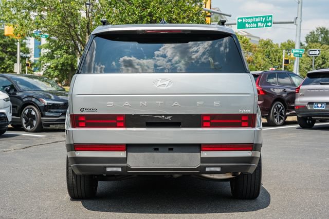 Used 2024 Hyundai Santa Fe Limited FWD image 6