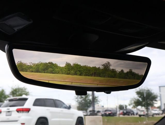 Used 2023 Chevrolet Corvette Stingray Preferred Cpe w/ Z51 Performance Package RWD image 25