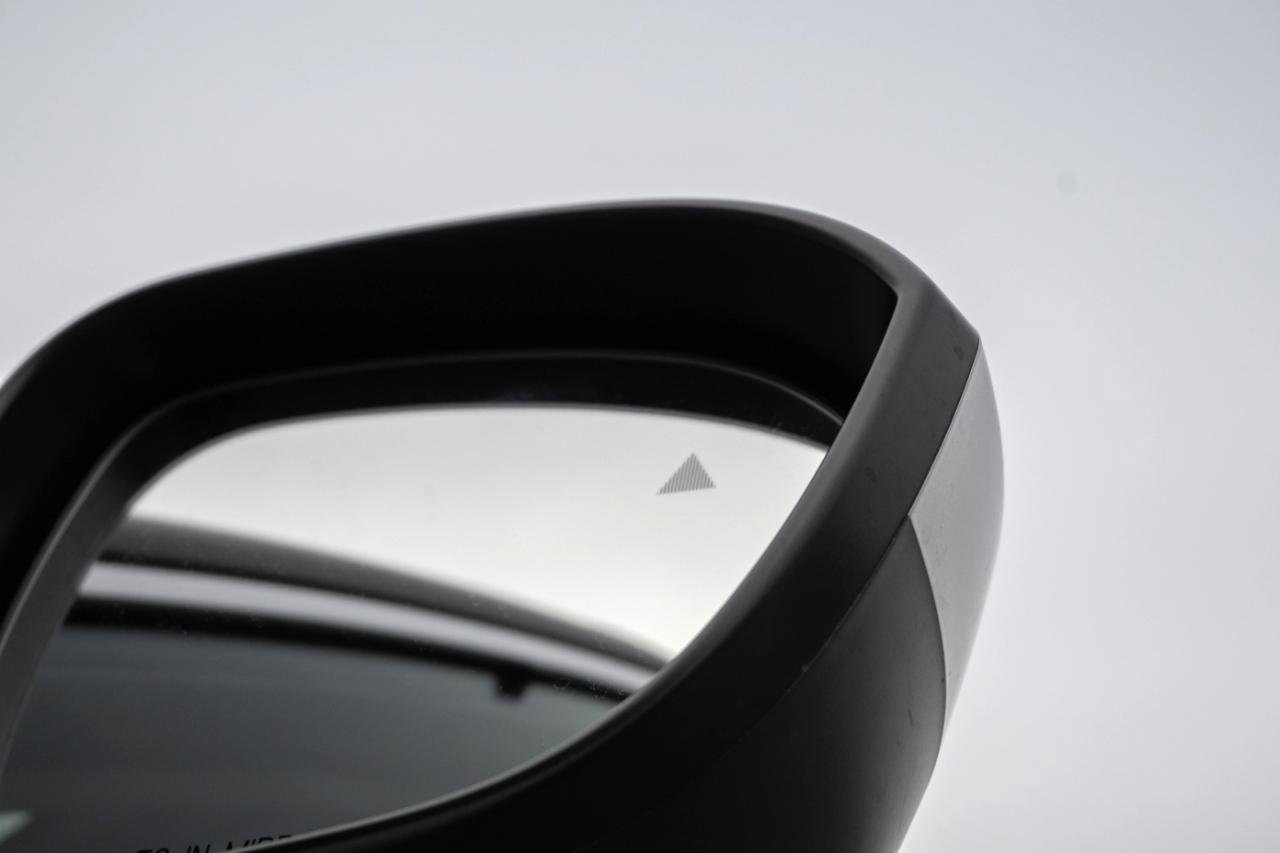 Used 2023 Nissan Rogue SV image 23