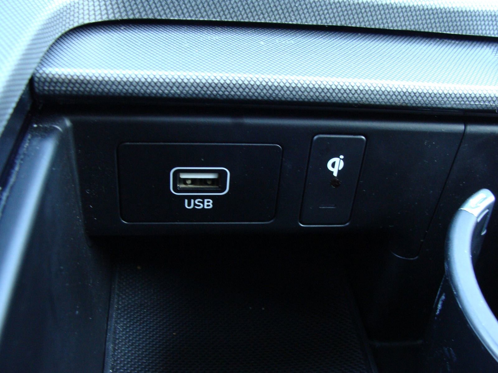 Used 2022 Hyundai Palisade Limited w/ Cargo Package image 31