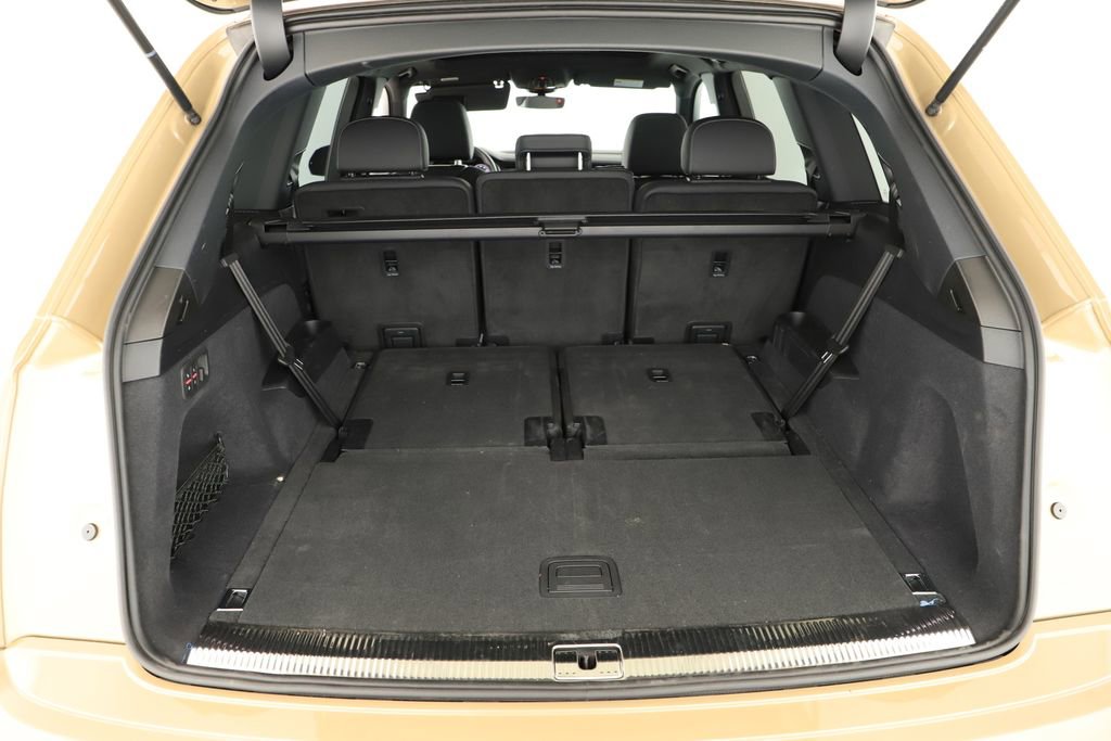 Certified 2025 Audi Q7 2.0T Premium Plus w/ Premium Plus Package AWD/4WD image 34