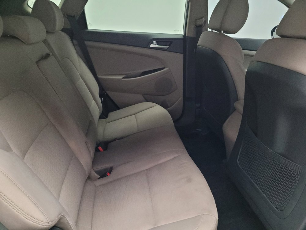 Used 2021 Hyundai Tucson SE w/ Cargo Package FWD image 19