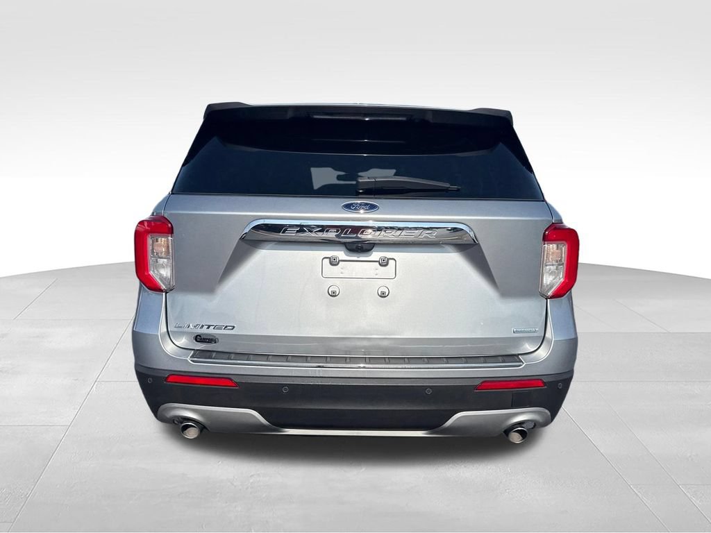 Used 2020 Ford Explorer Limited RWD image 4