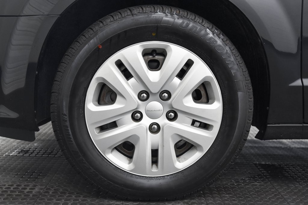 Used 2019 Dodge Grand Caravan SE image 8