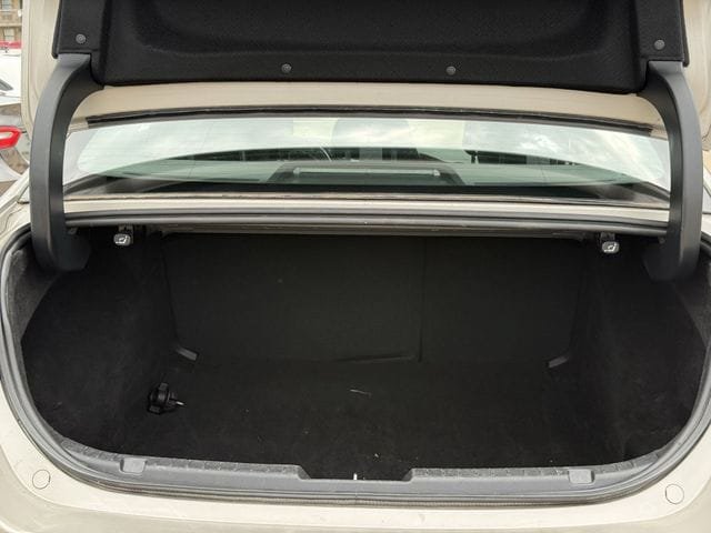 Used 2025 MAZDA MAZDA3 s FWD image 32