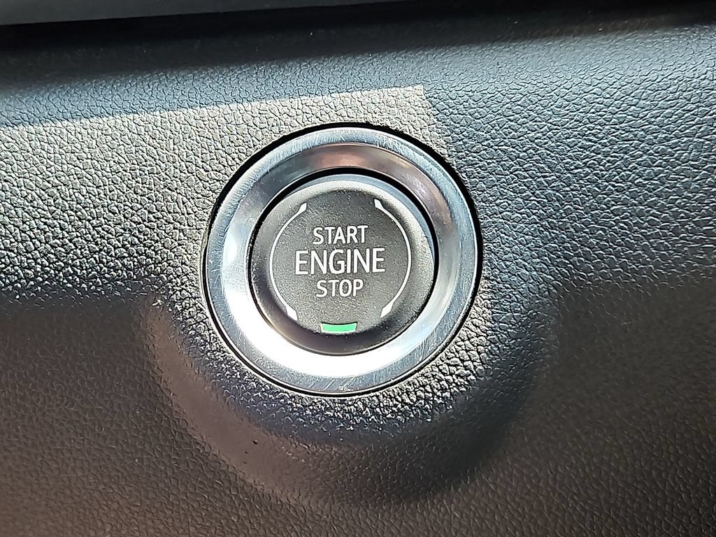 Used 2025 GMC Terrain Elevation FWD image 25