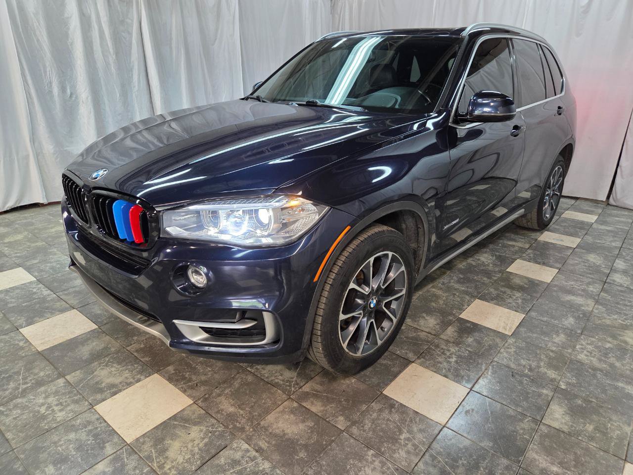 Used 2018 BMW X5 xDrive35i AWD/4WD image 2