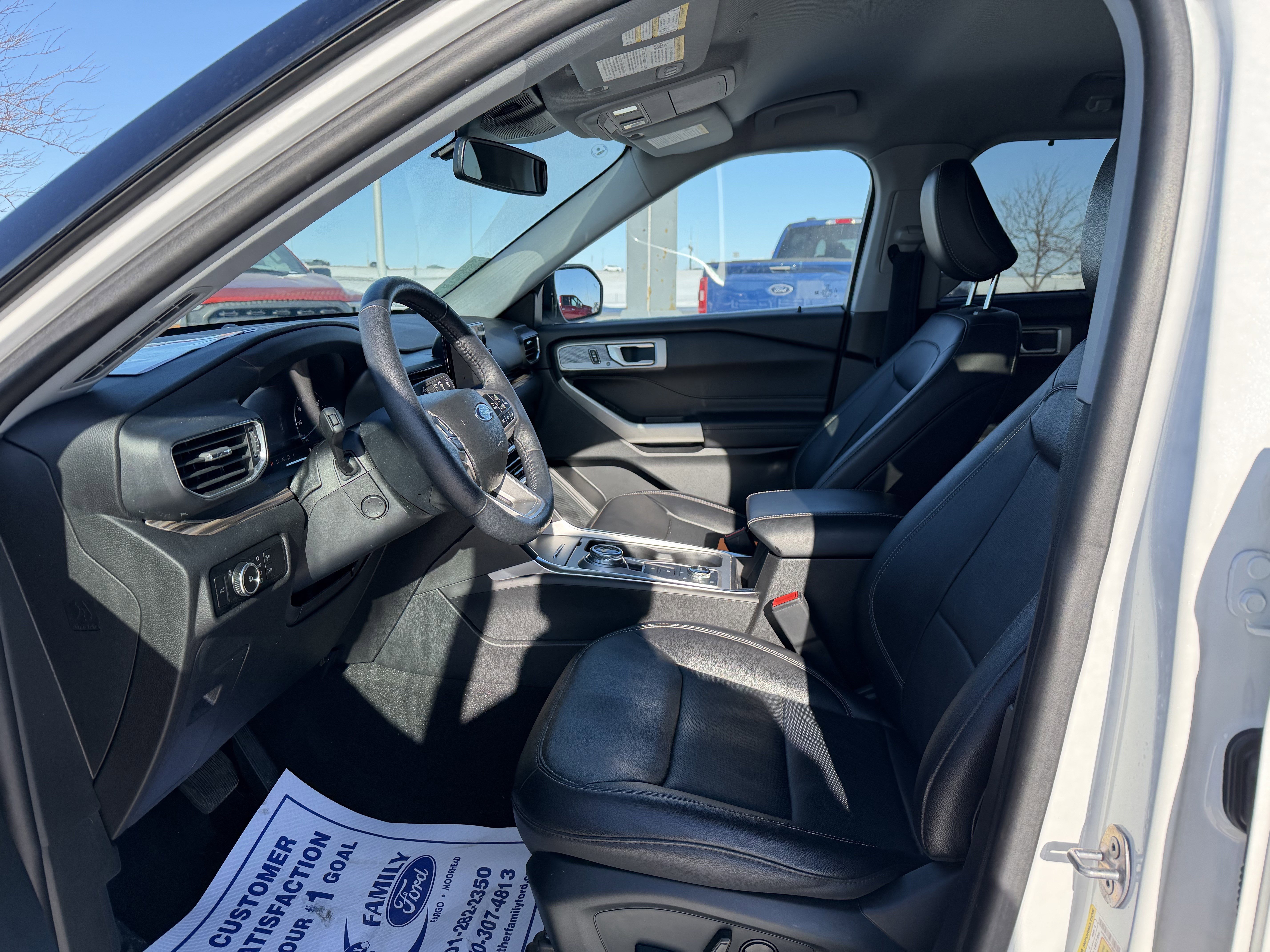 Certified 2023 Ford Explorer Limited w/ Equipment Group 301A image 18