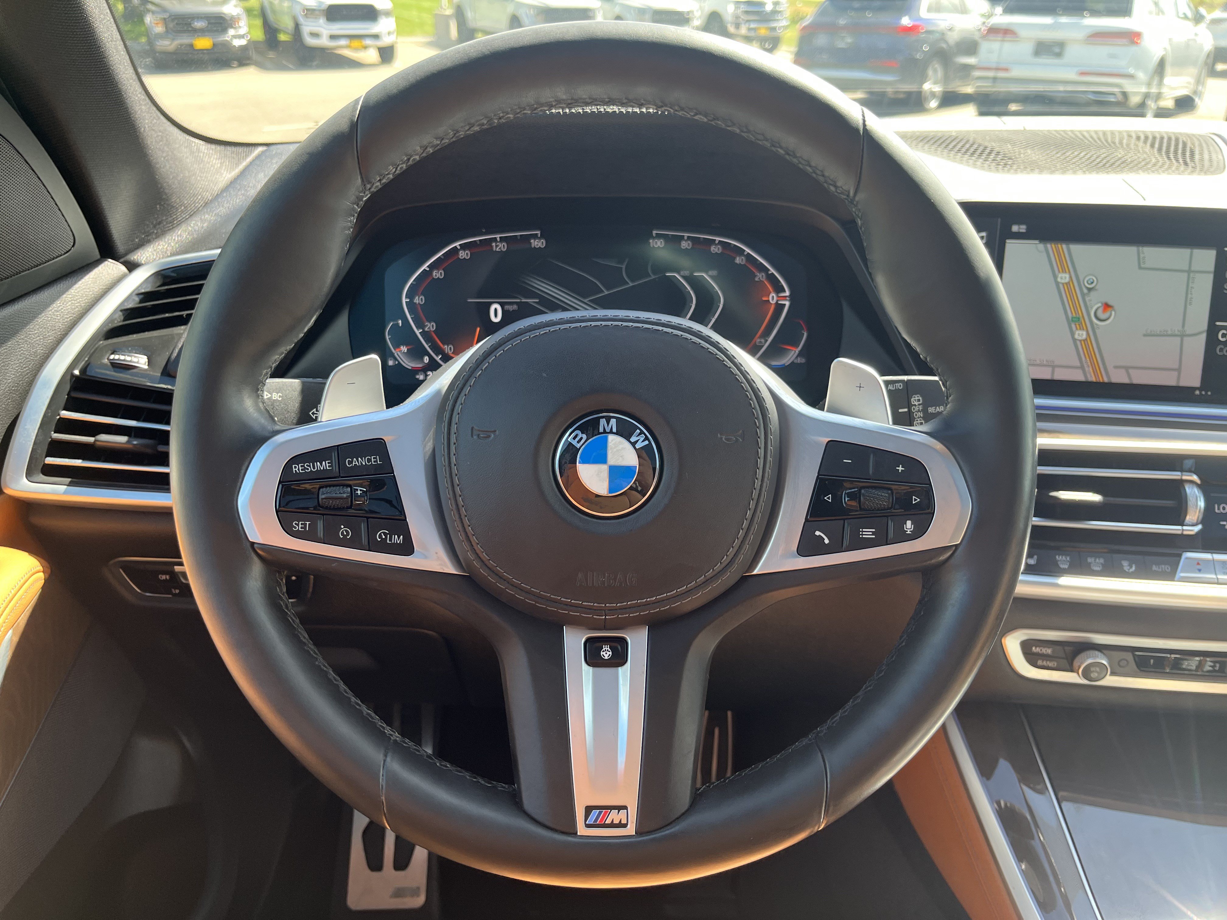 Used 2022 BMW X5 xDrive40i w/ M Sport Package AWD/4WD image 29