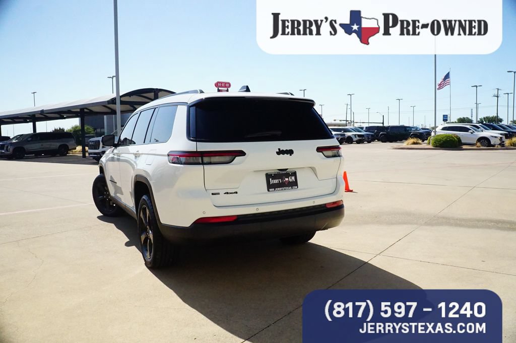 Used 2023 Jeep Grand Cherokee L Laredo AWD/4WD image 4