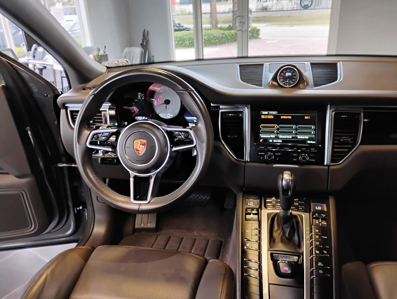 Used 2016 Porsche Macan S AWD/4WD image 22