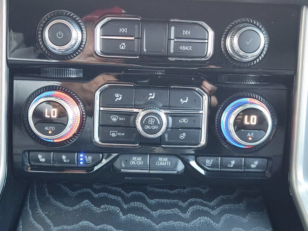 Used 2024 GMC Yukon Denali w/ Denali Reserve Package AWD/4WD image 19