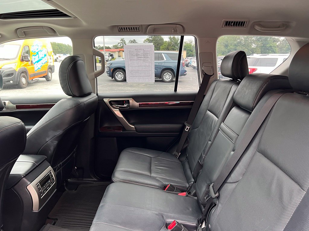 Used 2018 Lexus GX 460 Premium w/ Premium Package AWD/4WD image 10
