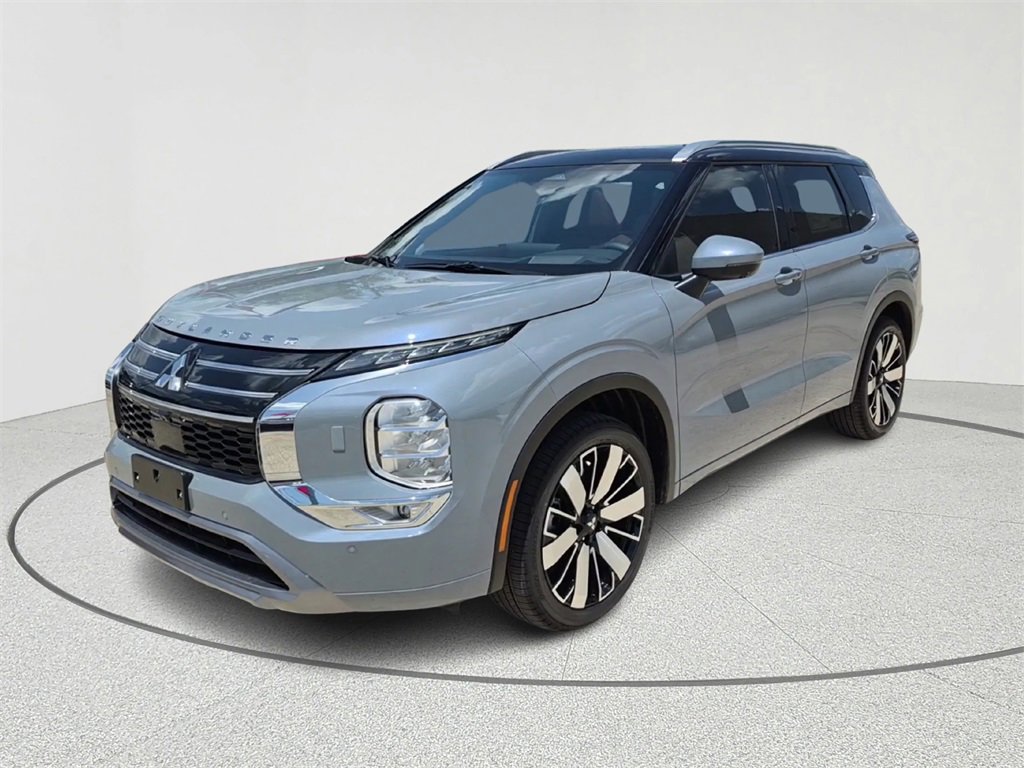 New 2025 Mitsubishi Outlander SEL