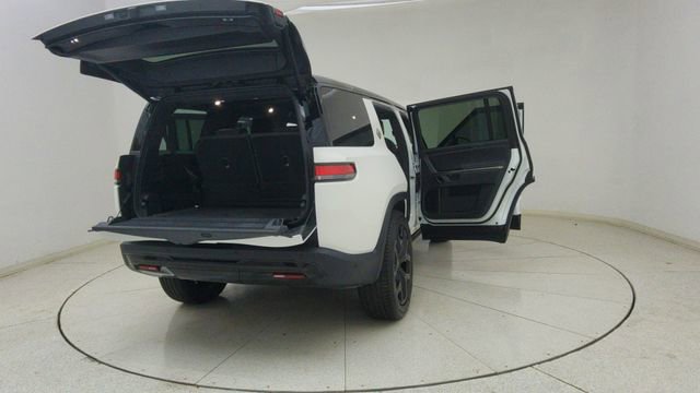 Used 2024 Rivian R1S Adventure image 75