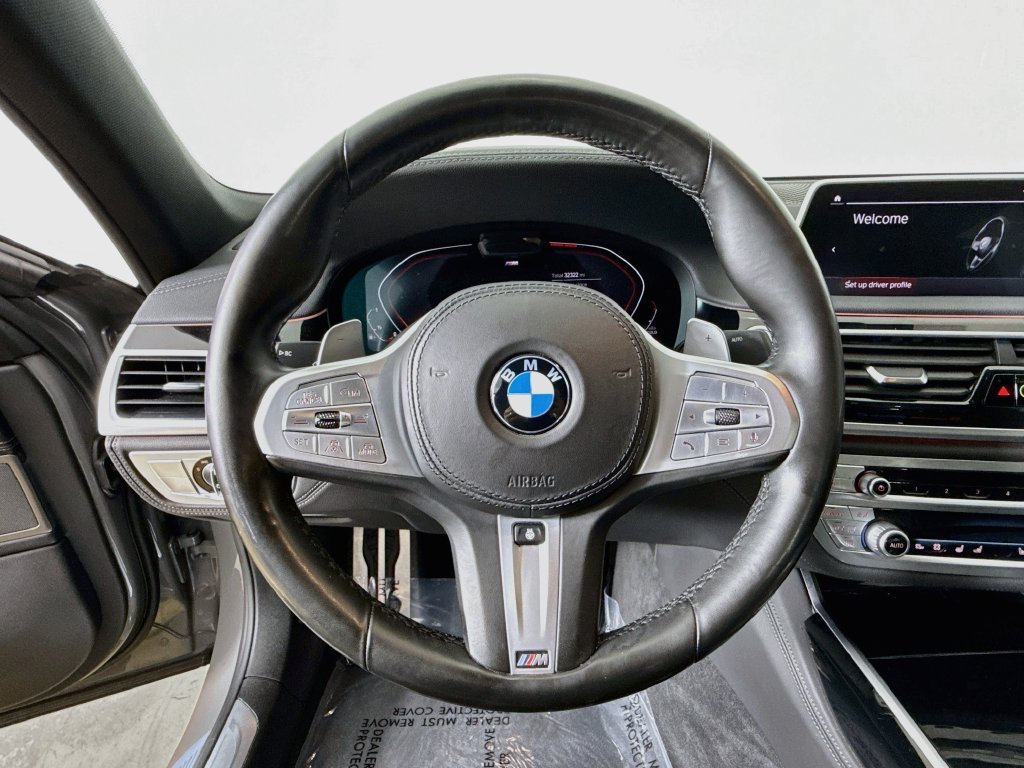Used 2022 BMW 750i xDrive w/ M Sport Package AWD/4WD image 11