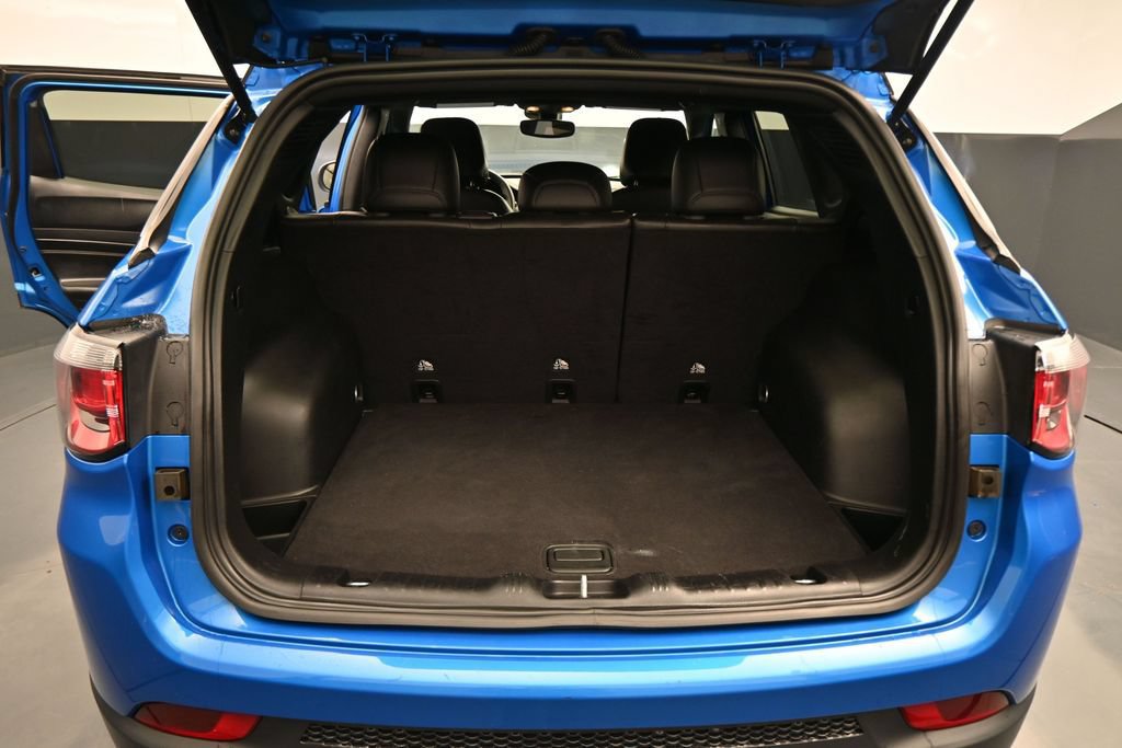 Used 2022 Jeep Compass Latitude FWD image 22