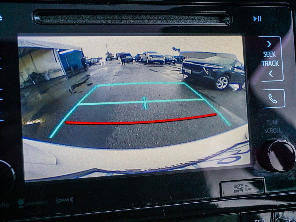 Used 2016 Toyota Prius Three image 21