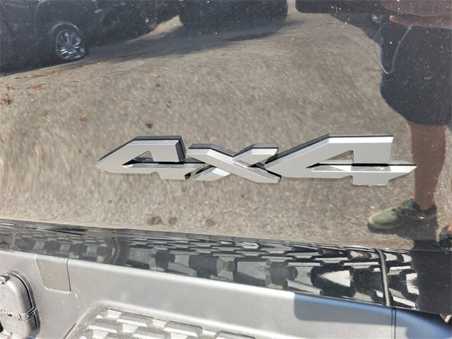 New 2026 RAM 1500 4x4 Crew Cab image 13