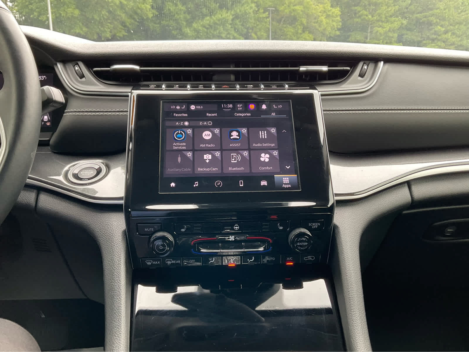 Used 2022 Jeep Grand Cherokee Laredo w/ Luxury Tech Group I RWD image 19