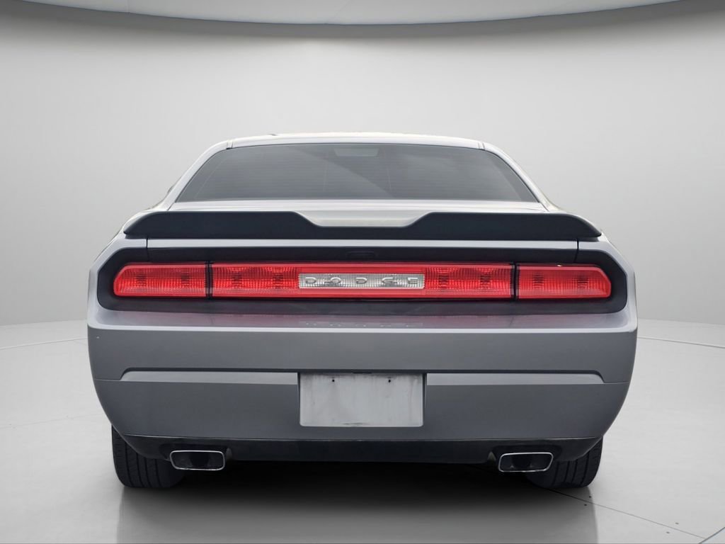Used 2014 Dodge Challenger SXT image 22
