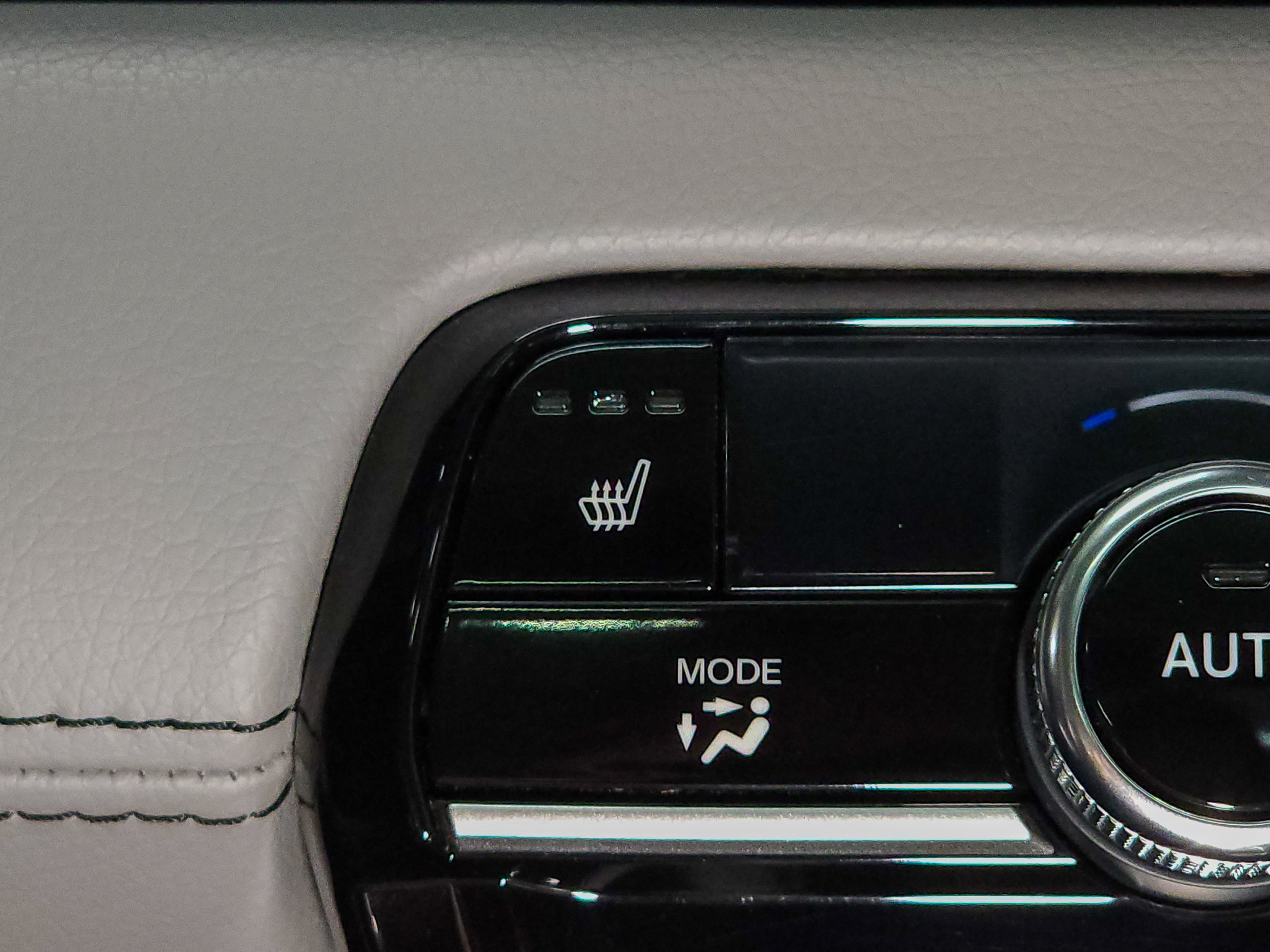 Used 2024 Honda Pilot Touring image 39