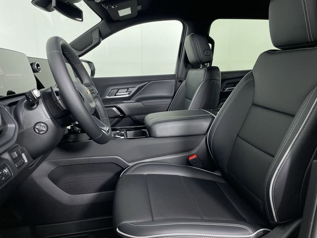 New 2025 Chevrolet Silverado EV LT image 21
