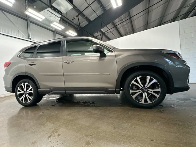 Certified 2021 Subaru Forester Limited AWD/4WD image 3