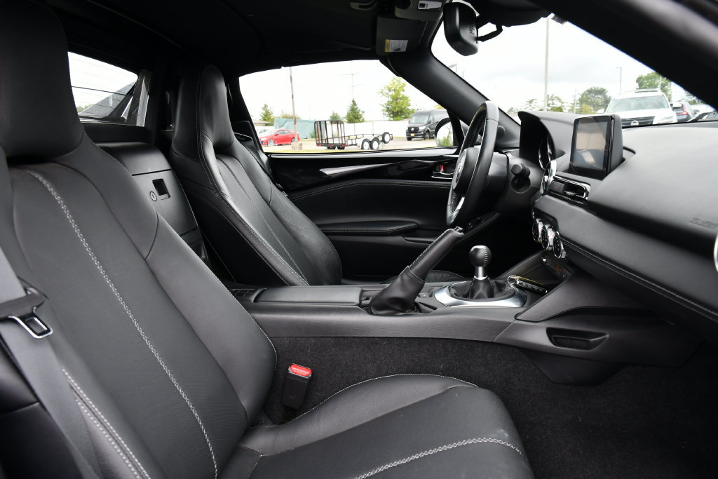 Used 2021 MAZDA MX-5 Miata RF Grand Touring RWD image 22