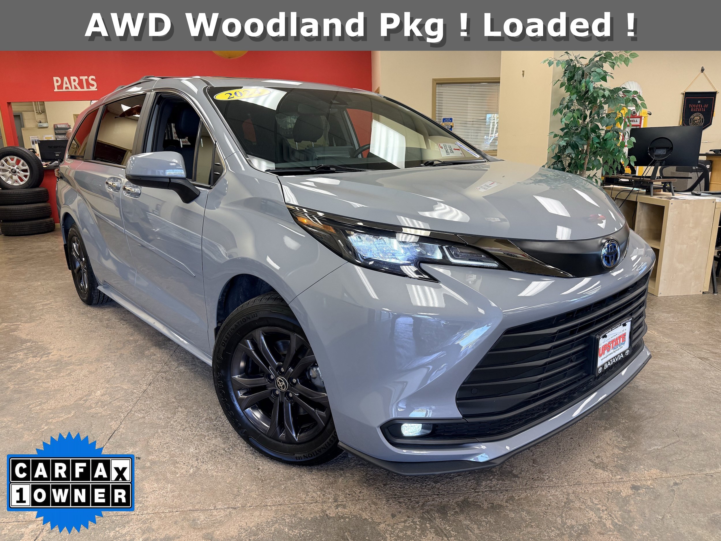Used 2024 Toyota Sienna XLE Woodland Edition AWD/4WD image 1