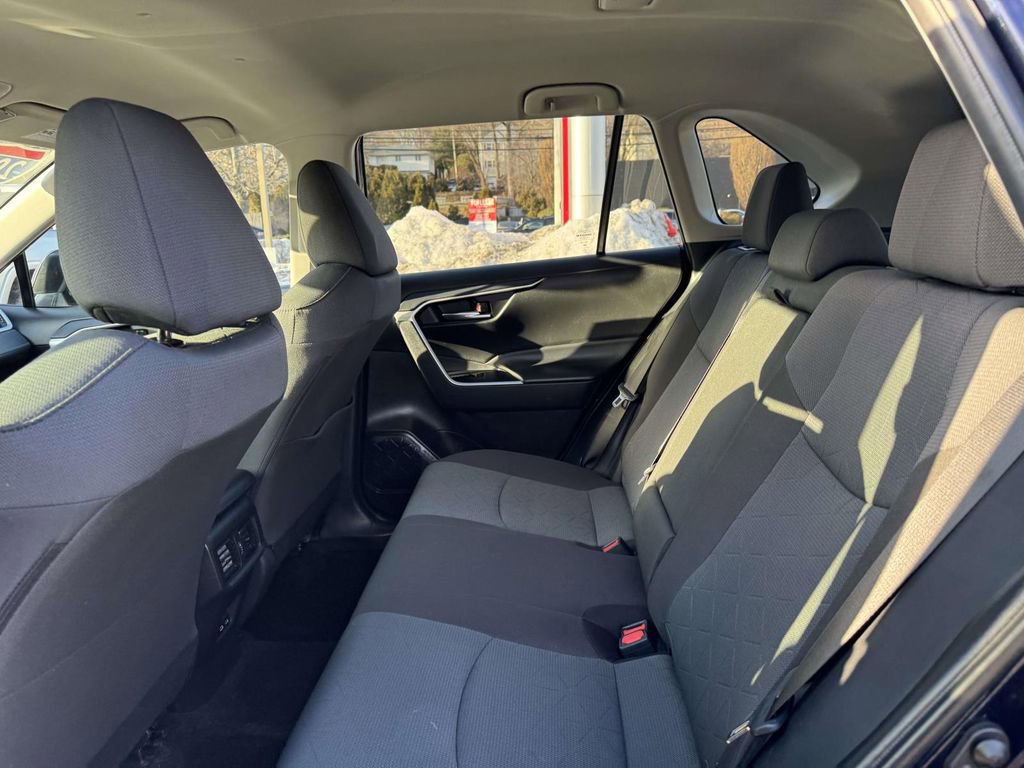 Used 2024 Toyota RAV4 XLE image 10