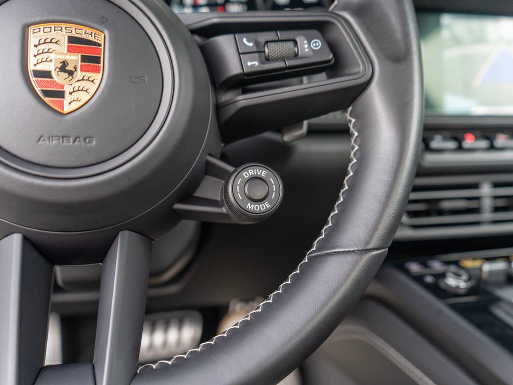 Used 2022 Porsche 911 GT3 image 23