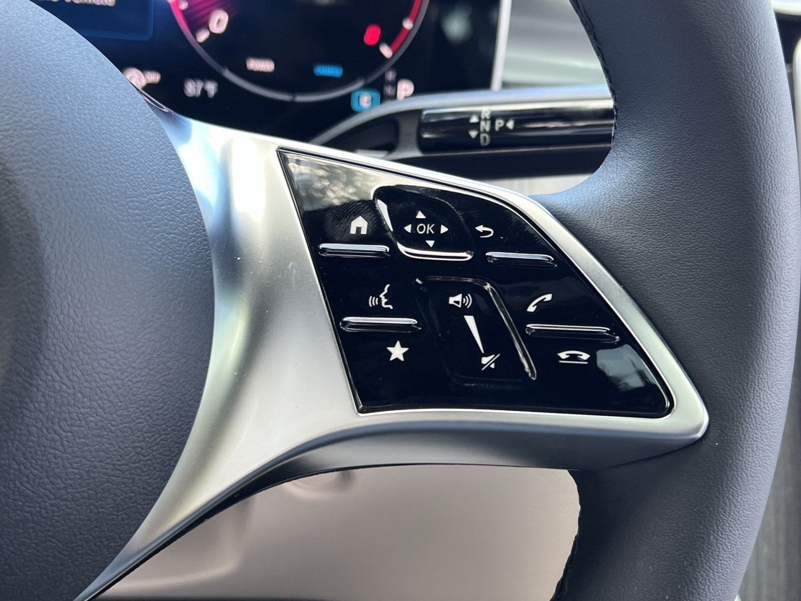 New 2026 Mercedes-Benz CLE 300 4MATIC Coupe image 37