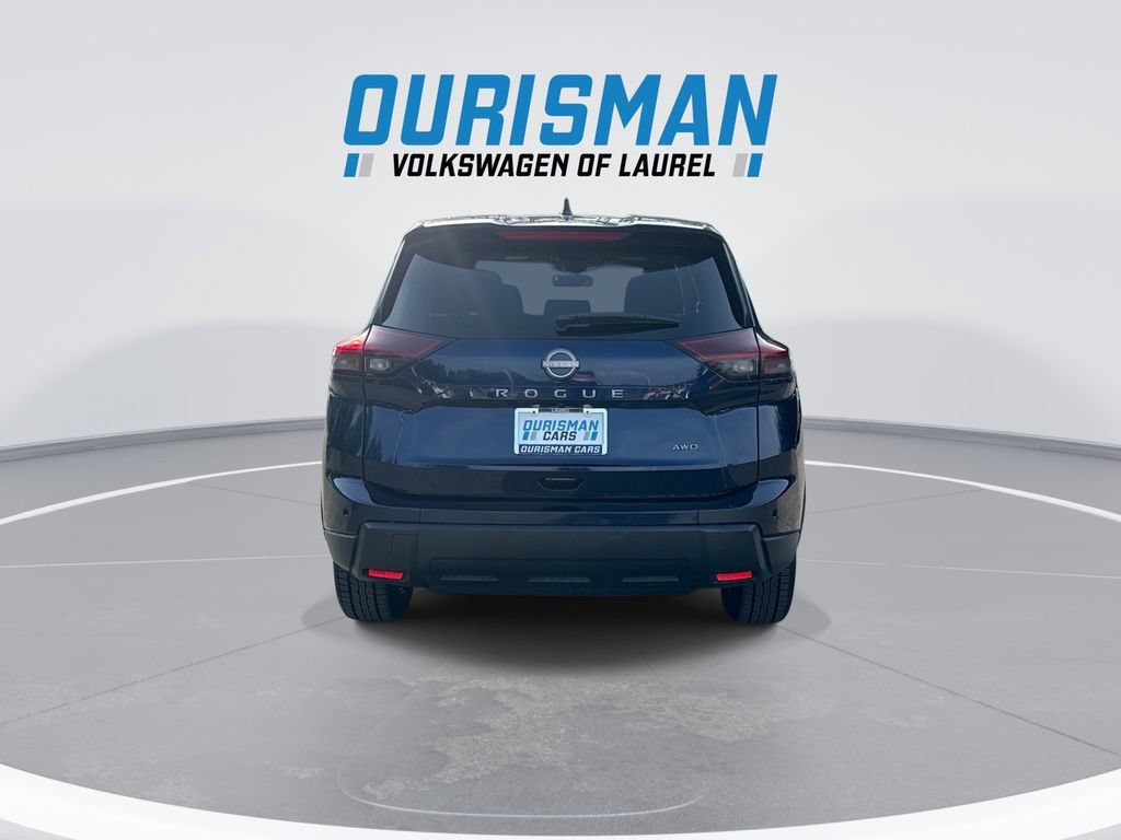 Used 2025 Nissan Rogue SV AWD/4WD image 7