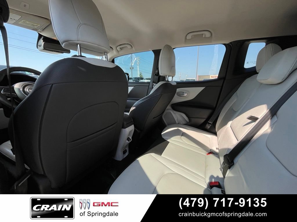 Used 2022 Jeep Renegade Limited AWD/4WD image 28