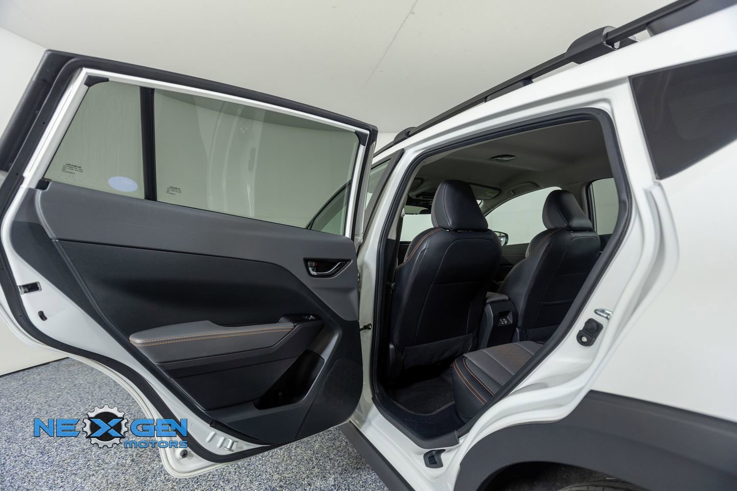 Used 2024 Subaru Crosstrek 2.5i Limited w/ Crosstrek Mirror Package image 22