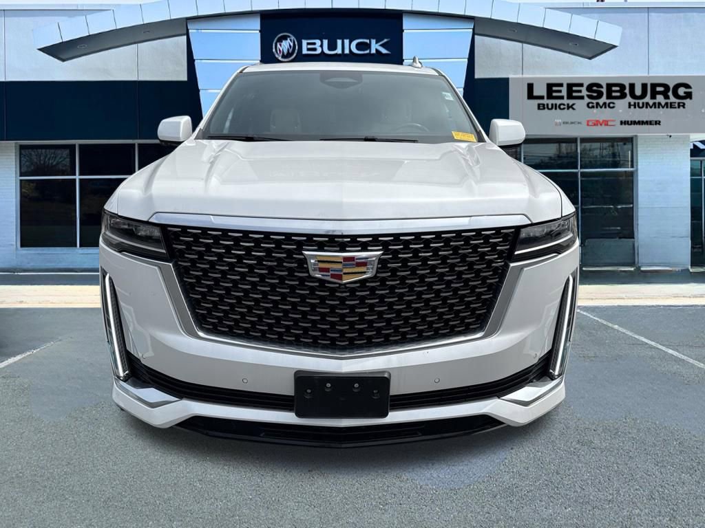 Used 2024 Cadillac Escalade Premium Luxury AWD/4WD image 2