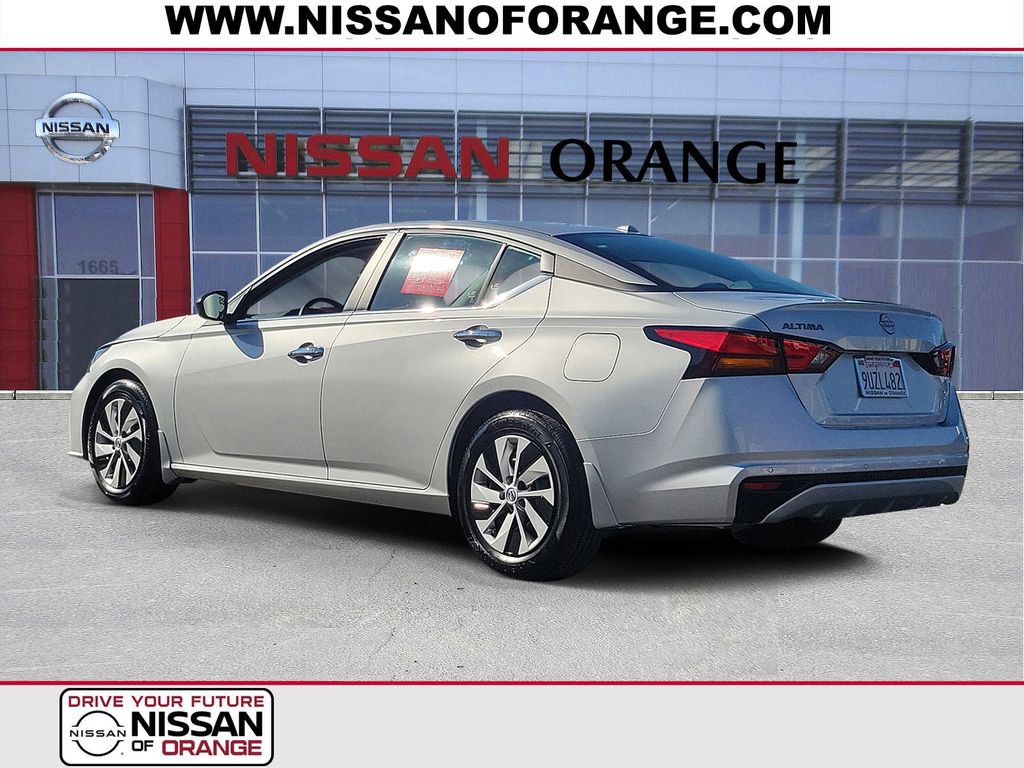 Certified 2025 Nissan Altima 2.5 S image 1