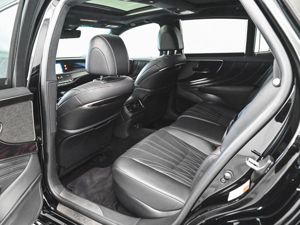 Used 2019 Lexus LS 500 AWD w/ Luxury Package image 31