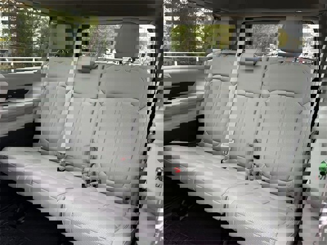 Used 2024 Jeep Wagoneer L Series III w/ Premium Group I image 28