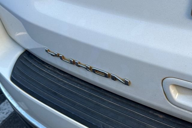 Used 2021 GMC Yukon SLT image 7