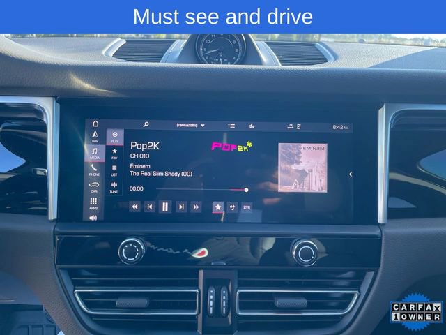 Used 2023 Porsche Macan image 18