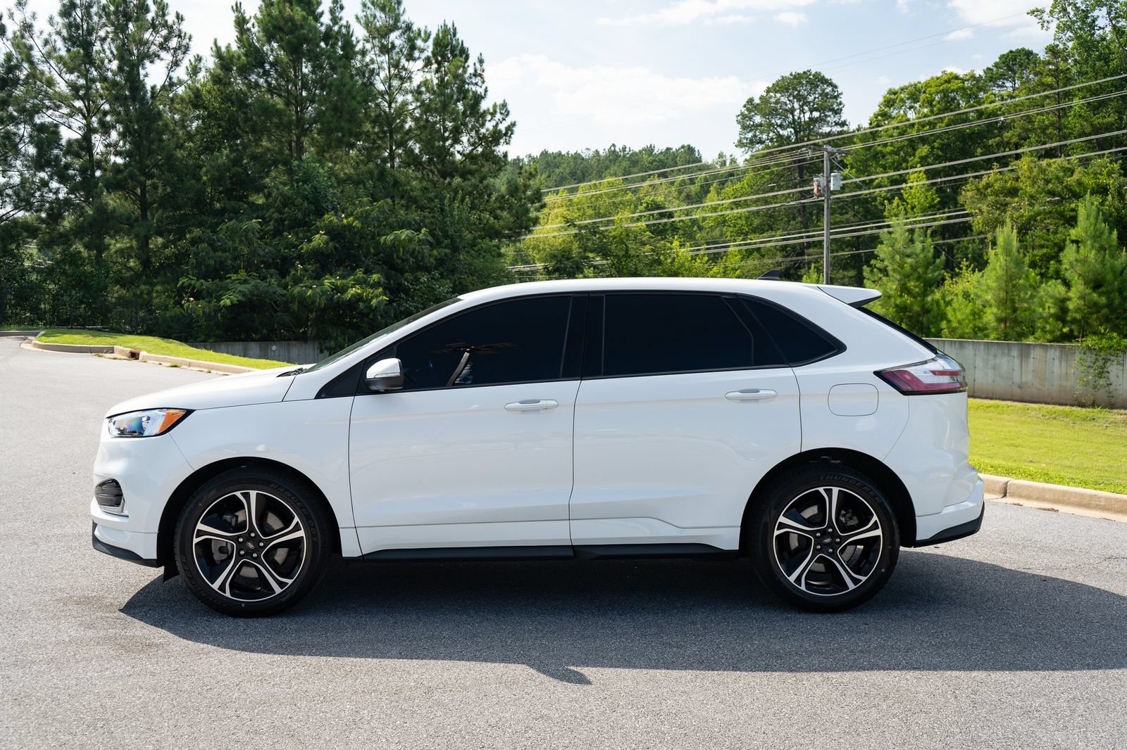 Used 2023 Ford Edge ST AWD/4WD image 5