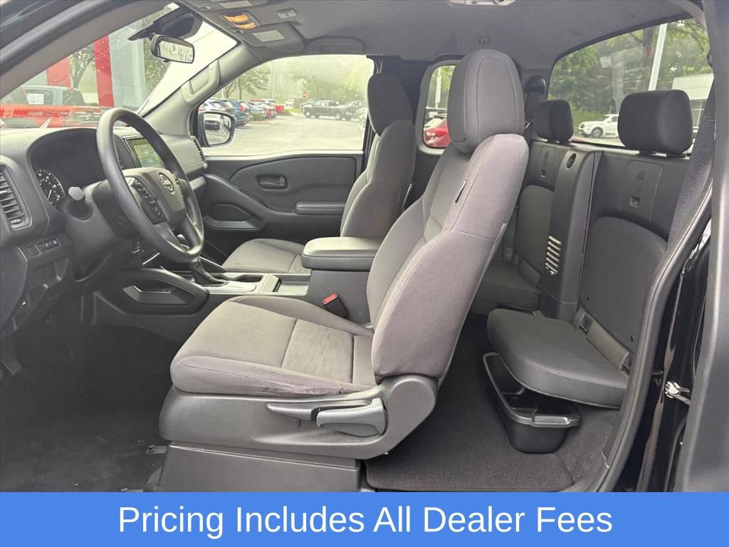 Used 2022 Nissan Frontier S AWD/4WD image 15