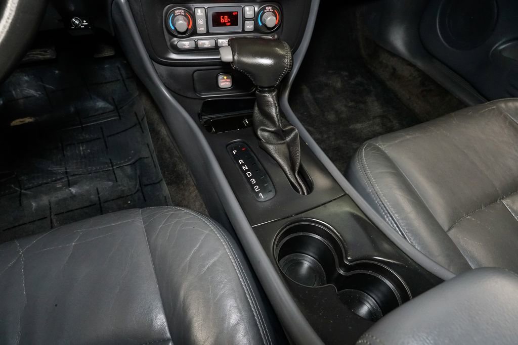 Used 2003 Pontiac Bonneville SSEi image 20