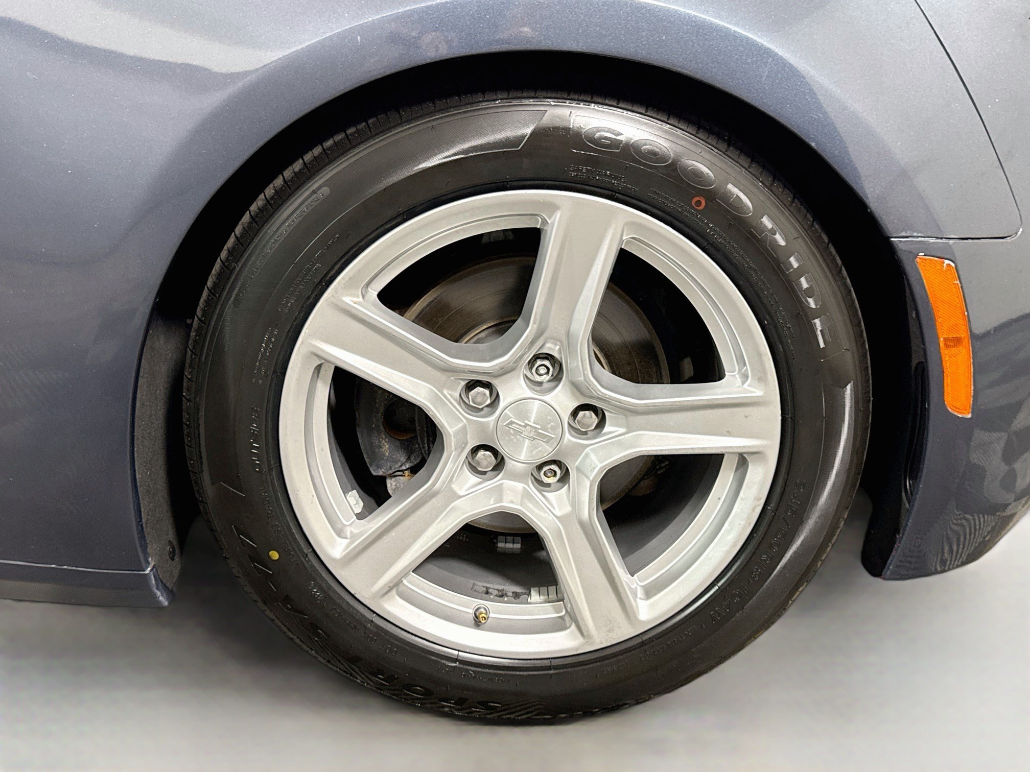 Used 2020 Chevrolet Camaro LT RWD image 30
