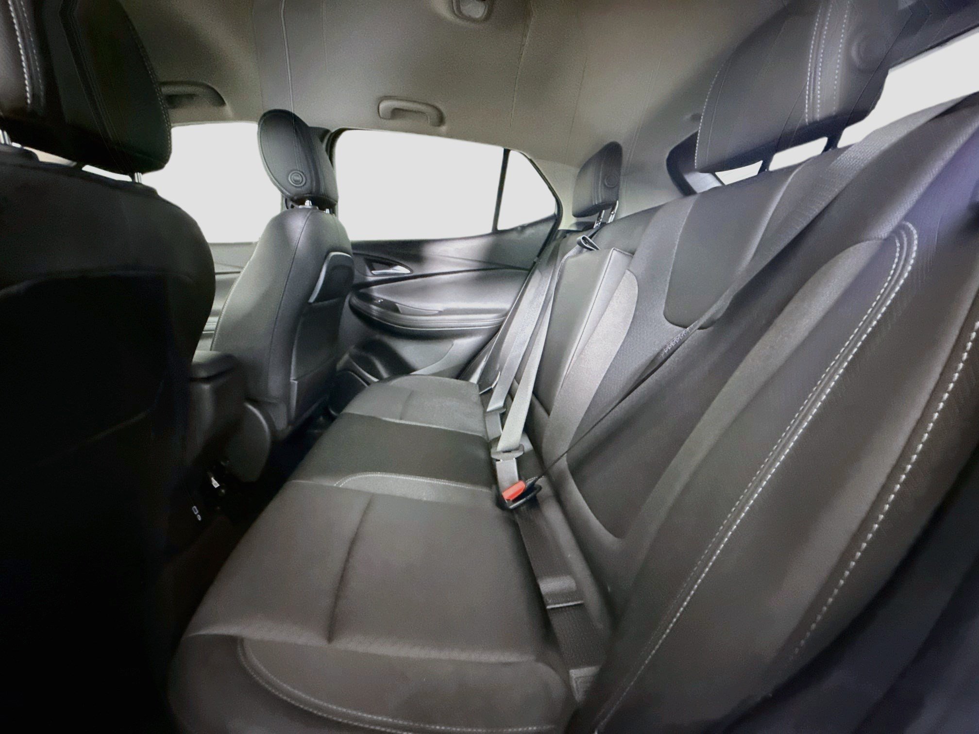 Used 2023 Buick Encore GX Select FWD image 25